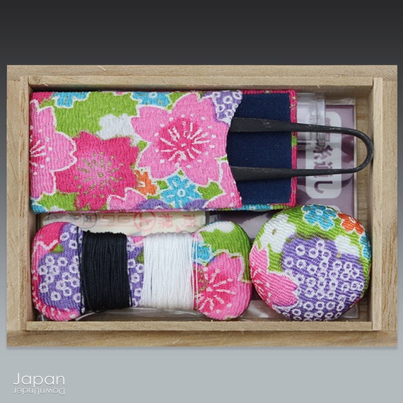 Japanese Sewing Kit, Mini Sewing Set, Chirimen Fabric, Travel Sewing Kit,  Repair Sewing Kit 