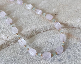 Gemstone necklace with kunzite, aquamarine and gold beads, 585 gold (14 karat).