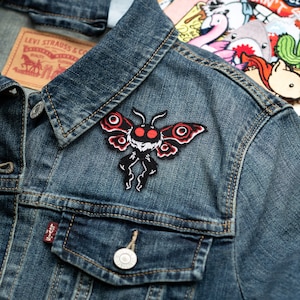 Mothman Cryptid Creature Embroidered Iron-On Patch
