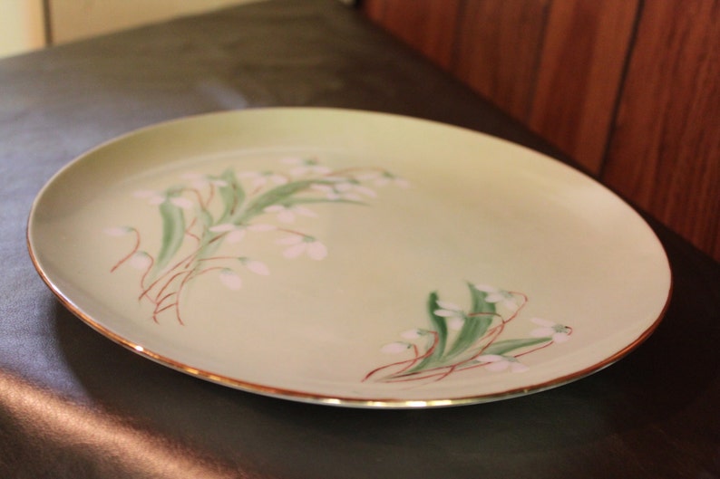 Snowdrop Flower Plate Vintage 1950/'s China Hand Painted Signed Royal Albert Dinner Lunch Serving Kitchen