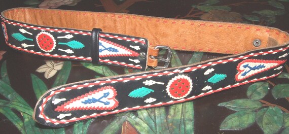 ETHNIC BELT! Vintage, Handmade, Colorful Braided Leather  display picture 1