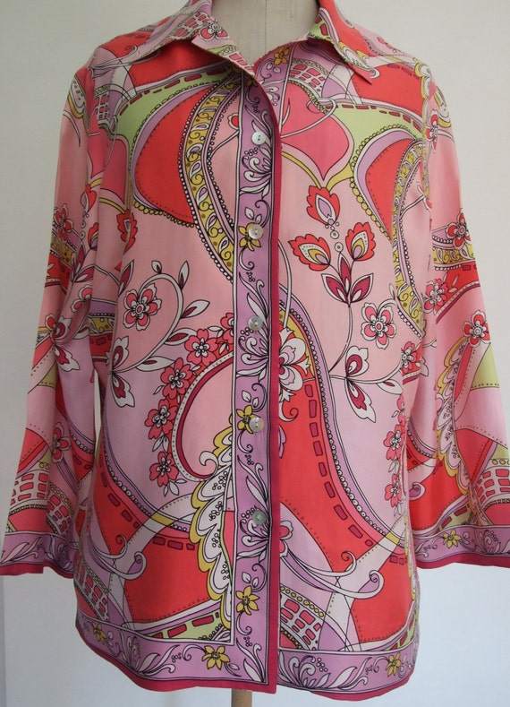 Beautiful Vintage c.1990s Pink Paisley Italian Sil