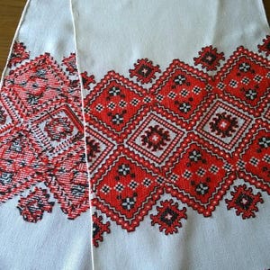 BEAUTIFUL Vintage Authentic Ukrainian Folk Motif Hand Embroidered White Cotton Towel/ LOVELY Ukrainian Handicraft Folk Design Stitched Towel