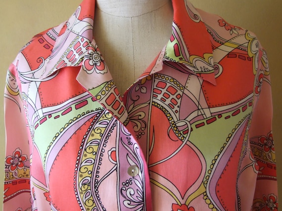 Beautiful Vintage c.1990s Pink Paisley Italian Sil