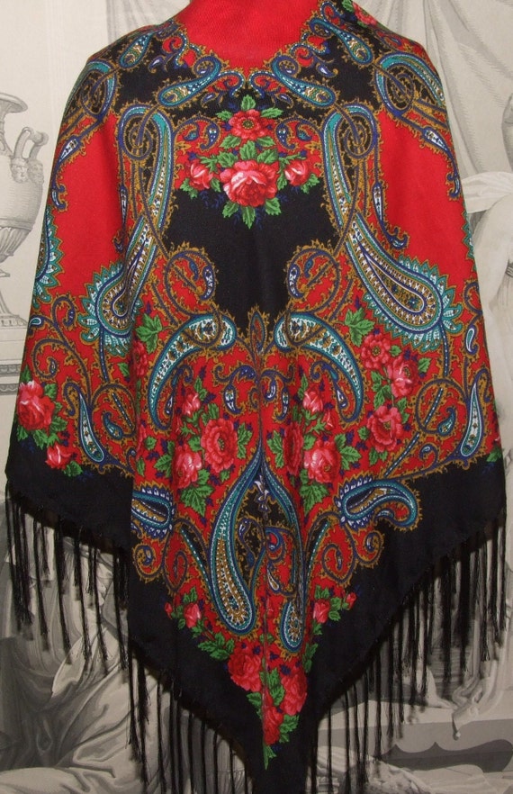 GORGEOUS! Vintage, Polish Folk, Thin Black Wool, S