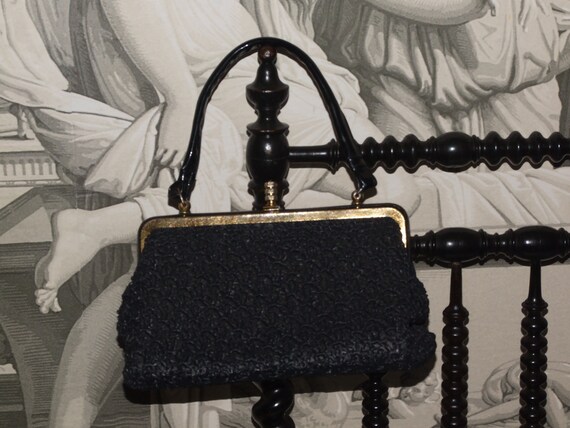 FASHIONABLE HANDBAG! Beautiful Vintage c.60s Hand