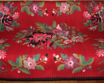 HUISDECORPOT! Vintage, Pools volksbloemmotief, handgemaakt handgeweven plaid van rode wol, bedovertrek, wandkleed, vloerkleed, tapijt - Woondecoratie