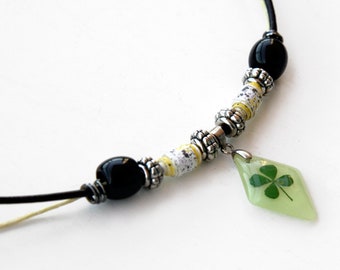 Shamrock Necklace Glow in the Dark Diamond Shape, Irish Theme St. Paddy's Day Novelty Jewelry