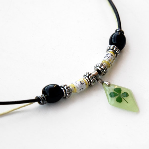 Shamrock Necklace Glow in the Dark Diamond Shape, Irish Theme St. Paddy's Day Novelty Jewelry