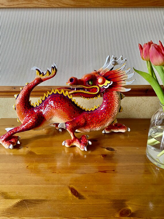 myths legends　red winger dragonフィギュア蝋燭立て Legend Animal Western Dragon Fire Monster Figure Toy
