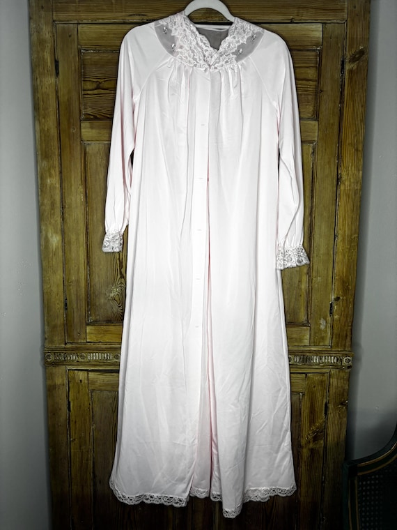 Shadowline peignoir set small - image 3