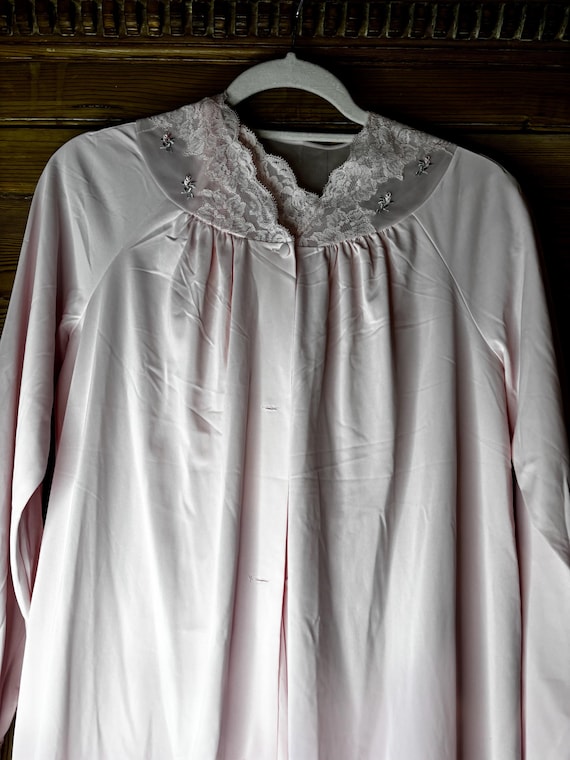 Shadowline peignoir set small - image 1