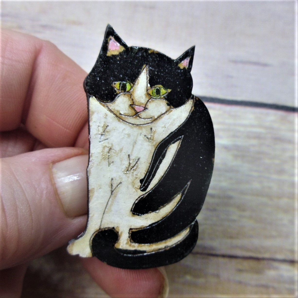 Porcelain Cat Pin (Hard Enamel)