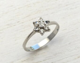 6 point star ring