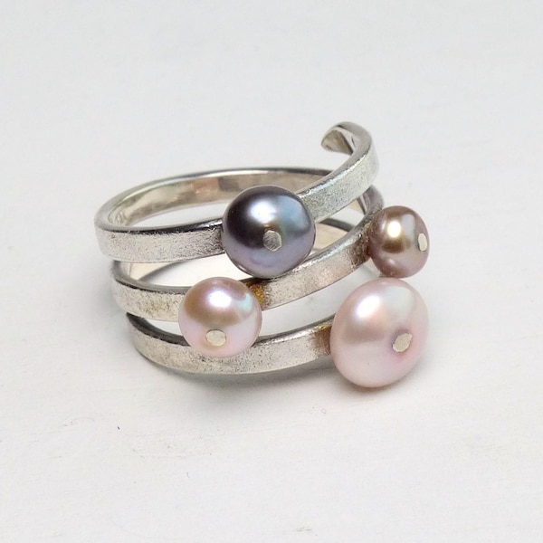 F. A. Knapstad Denmark Sterling silver Modernist Pearl ring wrap Spiral Coil ring vintage Denmark jewelry