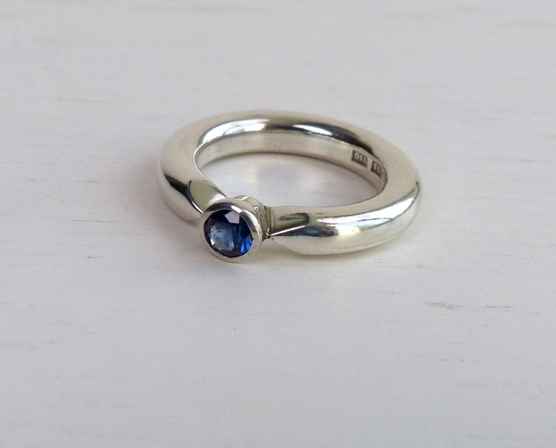 Knut Andersson Sweden Sterling silver Sapphire modernist bold ring blue stone ring modern vintage Swedish Scandinavian jewelry image 2