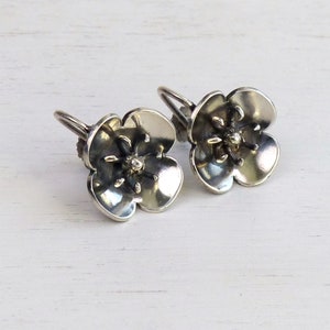 Den Danske Ella Hansen Sterling silver mid century modern floral earrings flower earrings Vintage Modernist Sweden Scandinavian jewelry
