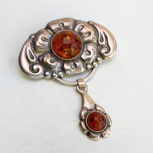 Torben Støvring Denmark Sterling silver skonvirke brooch with Amber vintage floral Amber brooch pin Nordic Danish Scandinavian jewelry