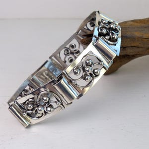 E. Cederborg Sweden Sterling silver flower panel Bracelet 26grams floral Design Links Bracelet 1950 Vintage Swedish Scandinavian jewelry