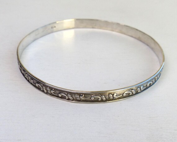 Vintage 830 Solid silver Bangle bracelet textured… - image 2