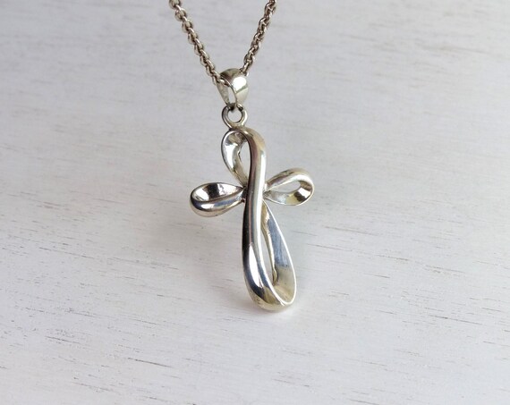 Danish cross deals necklace