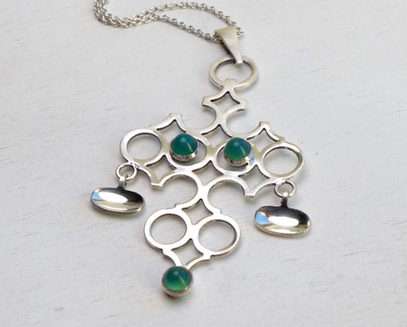 Vintage Finland 830 Solid silver Chrysoprase Neck… - image 1
