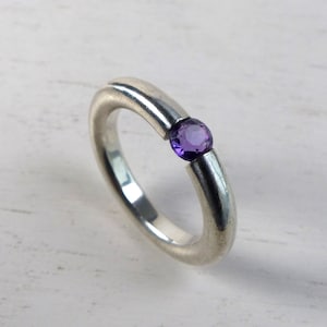 Jørgen Bondesen Danish Sterling silver Modernist Amethyst bold ring Brushed thick round band size 7.75 Vintage Denmark Scandinavian jewelry image 2