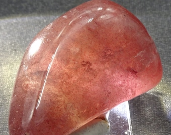 Berry Quartz, Tanzania, Polerowany i polerowany kamień palmowy, Okazy minerałów na sprzedaż