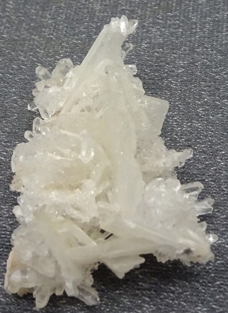 Quartz on Barite, Utah Mineral Specimen for Sale image 4