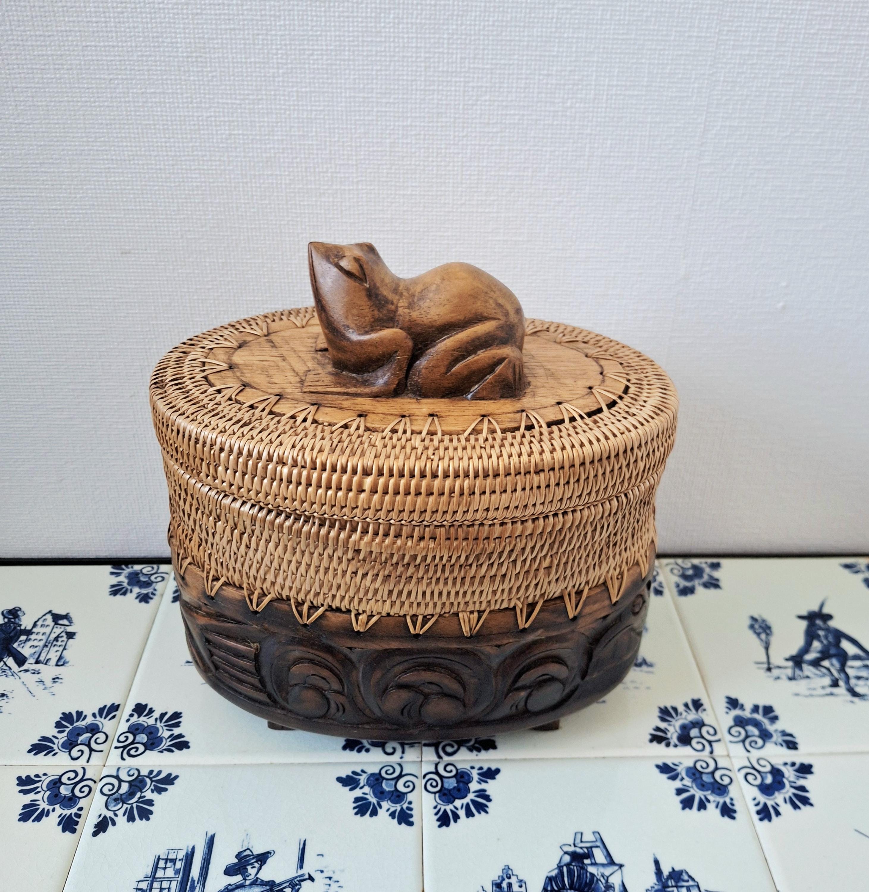 Ancienne Statue en bois pêcheur avec filet (D'occasion) à La Chaux-de-fonds pour CHF 9 – avec