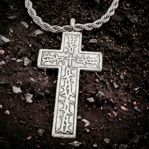 Thorns Cross Antique Silver Finish Pendant (and6rope) Twisted Rope Chain Necklace