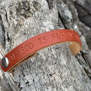 Gestempelt Wenn Gott Für uns RÖMER 8:31 Armband Echtes Leder Armband