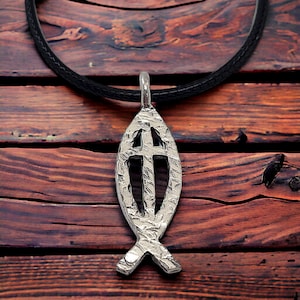 Ichthus Hammered Fish Cross Antique Silver Pendant Black Cord Necklace (b7ham-rub)
