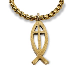Cross Ichthus Fish Gold Finish Pendant Gold Stainless Steel Heavy Chain Necklace (b7g-ghvchain)