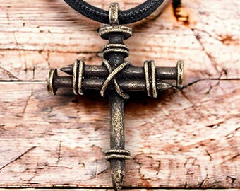 Pewter Nagel Kreuz Halskette aus Messing (AA9B)
