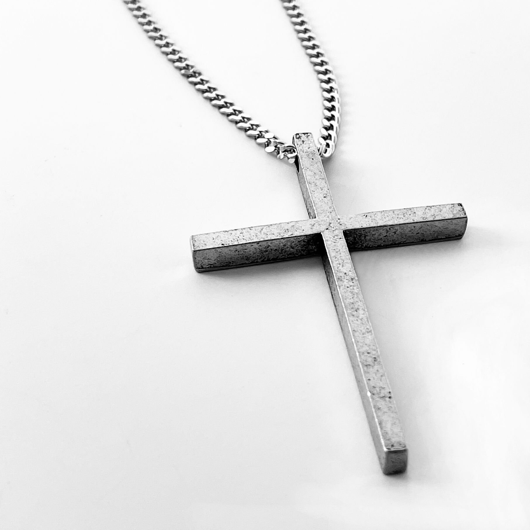 Buy Cross Large (cc3-ch) Antique Silver Finish Necklace on Chain