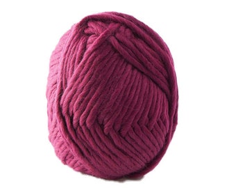 Super Chunky Merino Wool 100g ball, Pure merino wool yarn, Sustainable yarn, Eco-friendly and Ethical Yarn