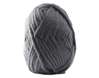 100% Merino Wool 100g ball in Granite, Dark grey Super Chunky merino wool yarn, Pure wool yarn, Sustainable yarn, Eco-friendly, Ethical Yarn