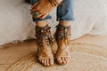 SANDALIAS DE PLUMAS, Puños De Tobillo, Sandalias Bohemias, Tobillera De Plumas Boho De Moda - Regalo Para Los Fashionistas De Espíritu Libre product logo
