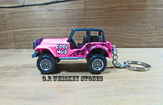 matchbox pink jeep