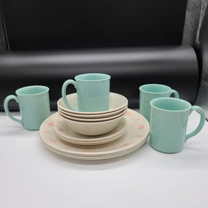 Vintage Corelle Forever Yours 16-Pc Set, 4-Dinner Plates 4-Cereal Bowls 4-Bread