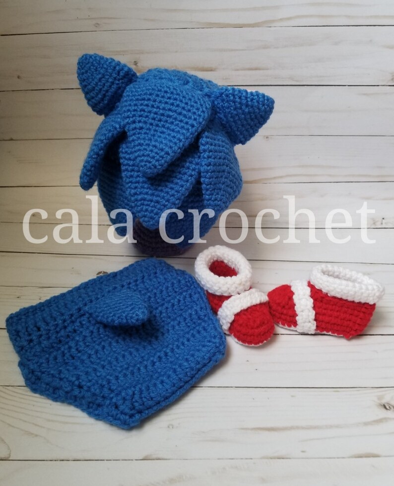 Sonic the hedgehog baby outfit