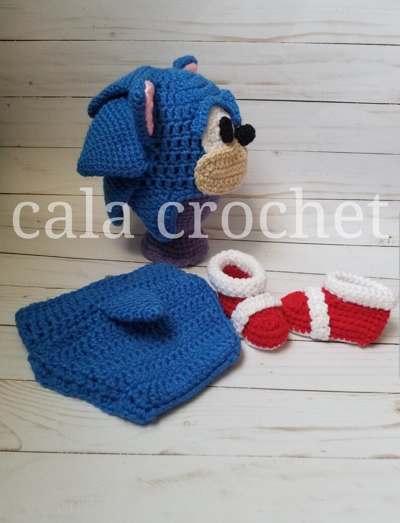 Sonic the hedgehog baby outfit