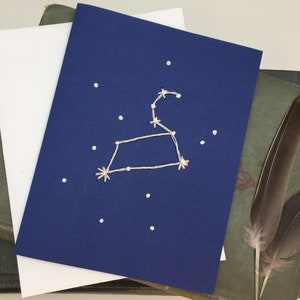 Carte d'anniversaire brodée Constellation du zodiaque | Bélier Taureau Gémeaux Cancer Lion Vierge Balance Scorpion Sagittaire Capricorne Verseau Poissons