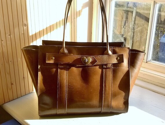 ladies tan leather handbags