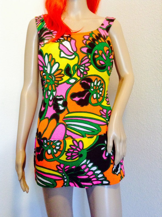 Vintage 60s ULTRA MOD PSYCHEDELIC Swimsuit 36-28-3