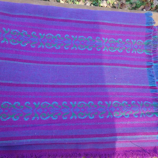 Vintage French 1970s Purple and Blue Woven Acrylic Fibre Tablecloth, Length 146 cm 57 Inches, Width 118 cm 46 Inches, Iconic Colour