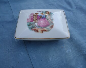 Vintage French Porcelain Trinket Box Traditional Decoration Pretty White China Box with Gilt Highlights 1970s