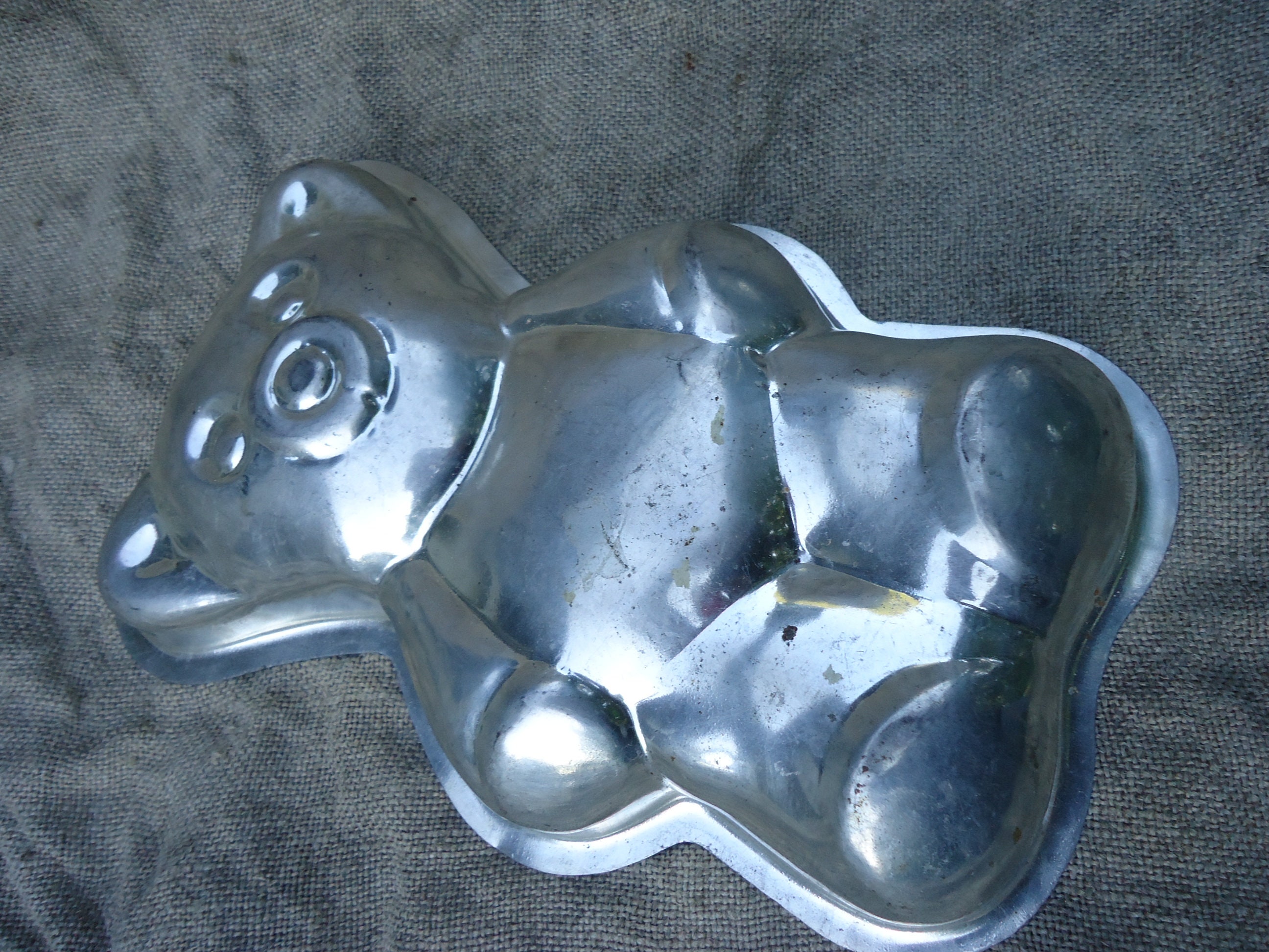 Rabbit Cake Tin Vintage Français - Plaque de Cuisson en Moule Métal Forme d'ours Peluche 12 Pouces o