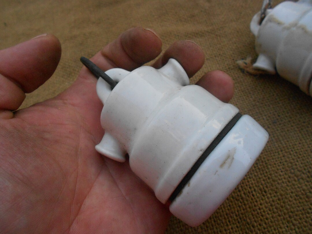 Type B22 Light Bulb Socket Hanging Model Vintage French in Porcelain Standard